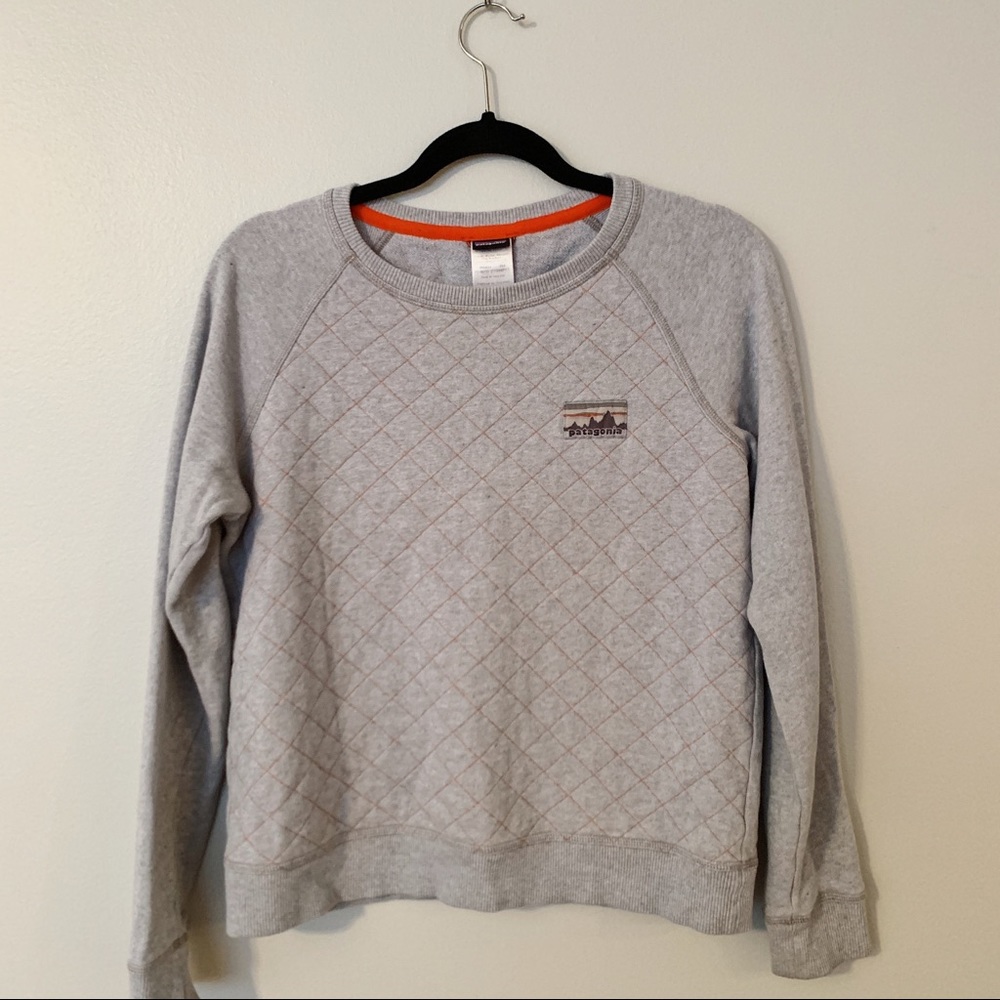 Patagonia Quilted Crew Neck Sweatshirt (rare find)